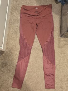ALO Yoga High-Waist Leggings — Dusty Rose